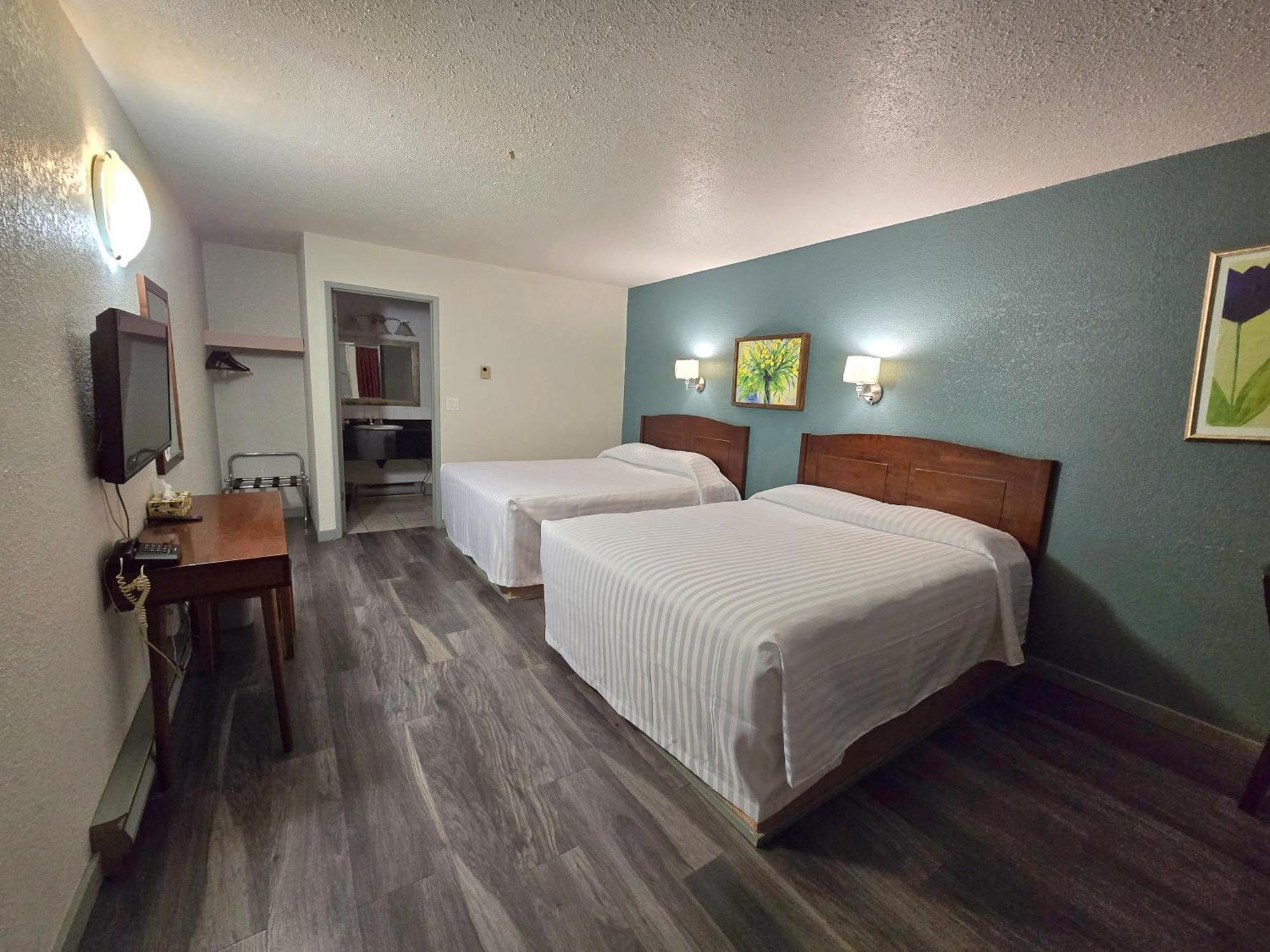 Alpine Inn Valemount Extérieur photo