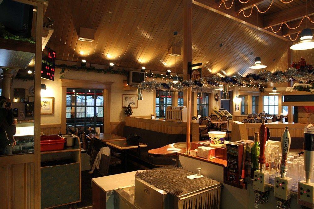 Alpine Inn Valemount Extérieur photo